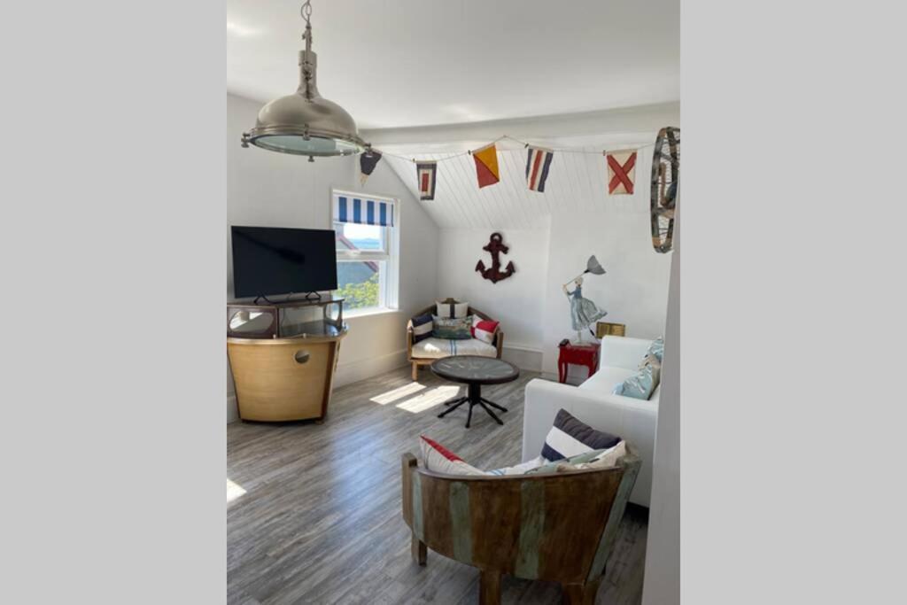 קריקיאז Seagulls Rest Marine Themed Seaview Apartment מראה חיצוני תמונה